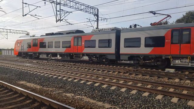 ЭС1П 029 сообщением Москва Санкт-Петербург на ст.Вышний Волочёк смотреть онлайн