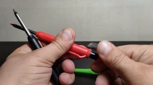 Сравнение строительного карандаша Pica Dry и китайского аналога