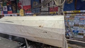 sawing a monster silver maple log with a 56 inch saw # 532