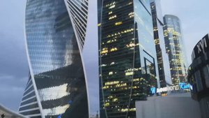 Миша в Москва сити 2022 год