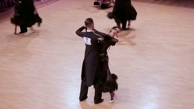 Alexey Bredikhin & Daria Bredikhina RUS | Prague Open 2018 | PODF | Quickstep смотреть онлайн