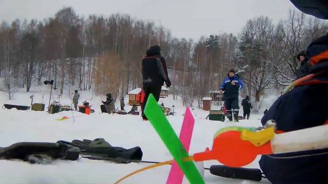 Красногорск форель со льда.  Рыбалка и правила на спортзоне