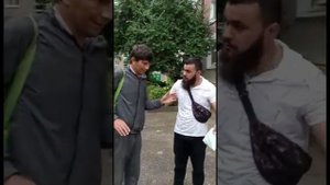 СРОЧНО! Таджики Поймали Вора | прямо на улице Наглый Мужчина 😱