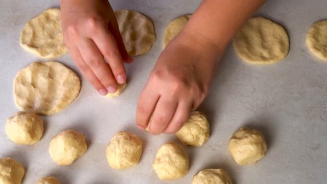 Само 15 мин.ви Трябват за тези Хрупкави Соленки със Сирене! БЕЗ Мая! Почерпете с Тях ! смотреть онлайн