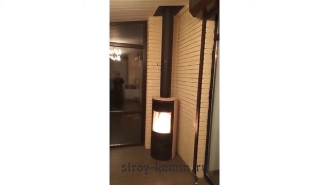 Элегантная современная печь-камин Romotop Belorado в кирпичном доме смотреть онлайн