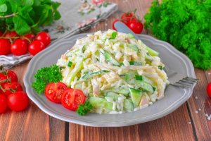 КАК ПРИГОТОВИТЬ САЛАТ С КАЛЬМАРАМИ И РИСОМ