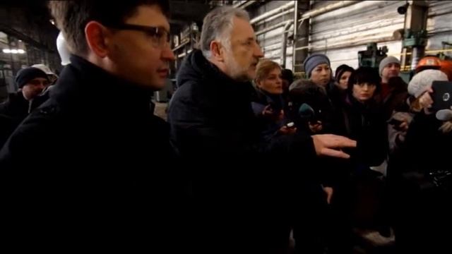 Губернатор Павел Жебривский на СРЗ Мариуполя 11 02 16 смотреть онлайн