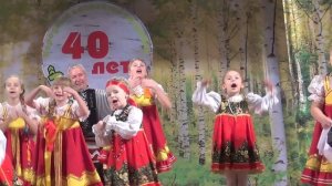 Я горошек молочу