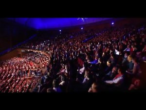 Сергей Пенкин - Дождь осенний @ Crocus City Hall, 12.02.2016 г.