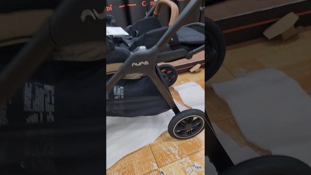 nuna triv NEXT 推車組裝 смотреть онлайн