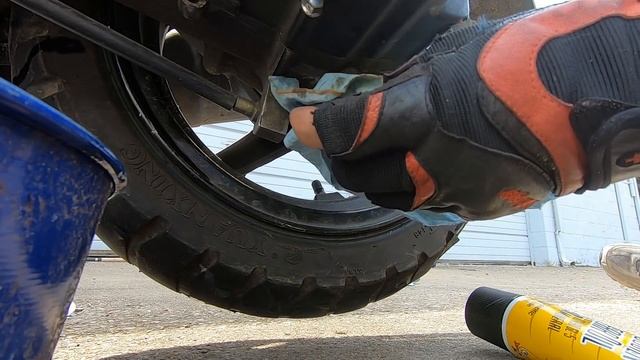 SYM Lance Cabo 125 Review & How To Change SCOOTER Gear & Engine Oil смотреть онлайн
