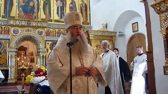 6 октября 2013 г. - Отпевание Марины Андреевны Журинской. Митрополит Саратовский и Вольский Лонгин.