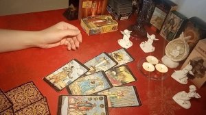 Таро расклад на отношения. Мысли, чувства, намерения, действия мужчины в отношении Вас