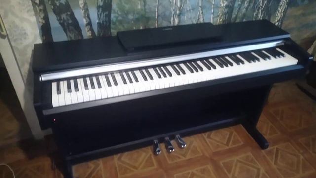 YAMAHA Arius YDP-142 смотреть онлайн