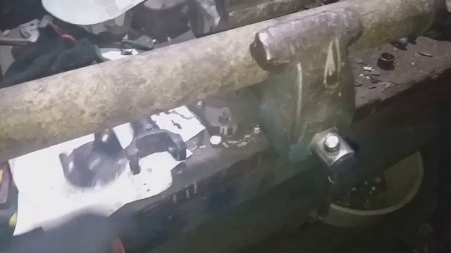 Я В ШОКЕ!!!НИВА 21213!!!КАК ОНА ЕЗДИЛА????замена крестовины карданного вала смотреть онлайн