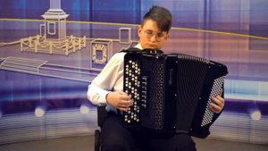 В. Новиков. Концертная пьеса на тему песни М. Блантера "Черноглазая казачка".