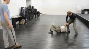 Освобождение от захватов за кисти, шею, из атаки рук, ног, эксперименты на Преображенке.