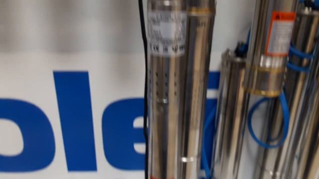 Тонкий насос в скважину. Всего 5 см (2дюйма) смотреть онлайн