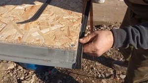 КАК ПРАВИЛЬНО ПРИКЛЕИТЬ УПЛОТНИТЕЛЬ НА ДВЕРЬ