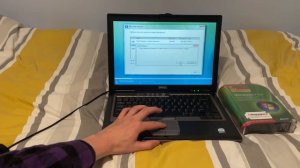 Unboxing & Installing Windows Vista in 2022