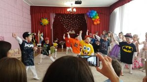 Выпускной 2019. Танец в с веерами + Рэп