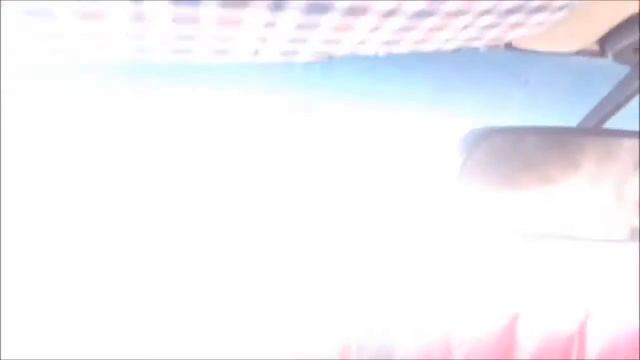 КЛЕИМ НАКЛЕЙКУ НА РЕТРО МАШИНУ #2 смотреть онлайн