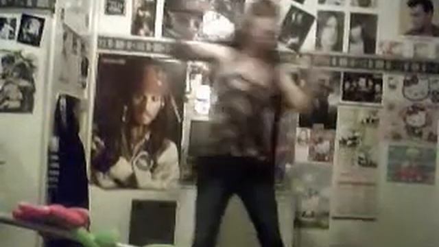 Carla Dancing LOL смотреть онлайн