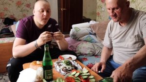 ШАШЛЫК ИЗ БАРАНИНЫ MUKBANG С БАТЕЙ