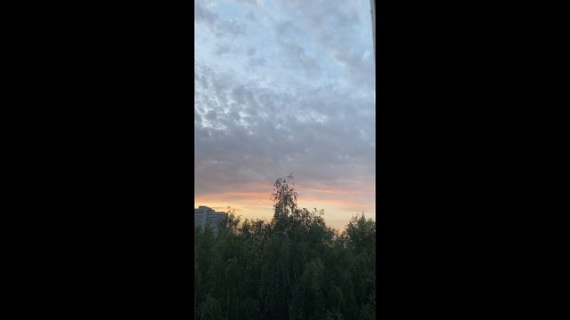 Красивый рассвет в Москве смотреть онлайн