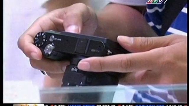 Samsung NX 1000 смотреть онлайн