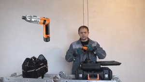 Аккумуляторные перфоратор AEG BBH-18 и отвертка AEG SE 3.6