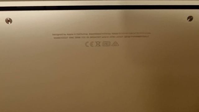 Macbook Air M1 (Gold) Unboxing & Red Pink Accessories Mod 2021 #Gadget #Lifestyle #Tech смотреть онлайн