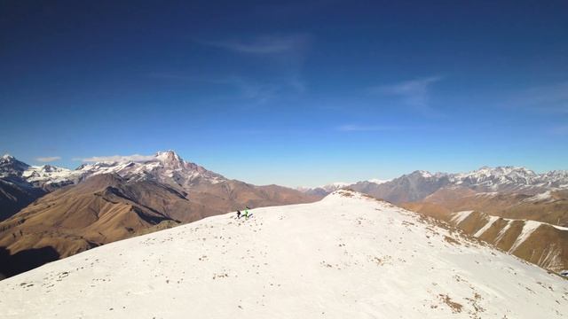 В Гудаури нет снега? Куда пойти и чем заняться в Грузии смотреть онлайн