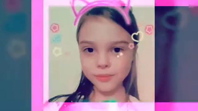 В612- это классное приложение для фото, сэлфи и видео. Там почти каждый день добовляются новые заба смотреть онлайн