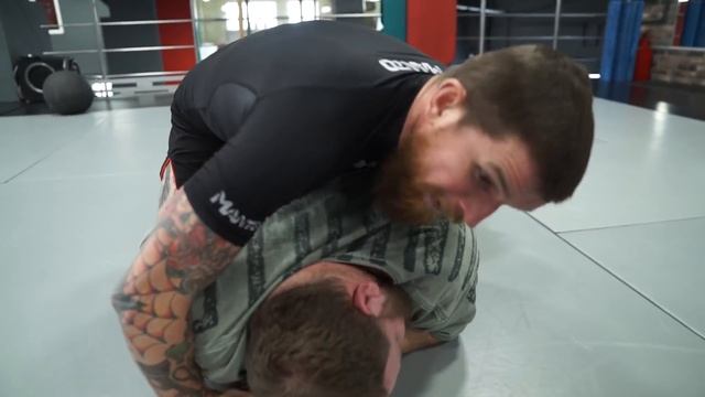 67КГ ПРОТИВ 175КГ / БОРЬБА С ПЕЛЬМЕНЕМ смотреть онлайн