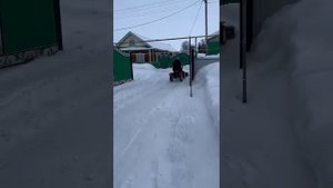 Минитрактор Агромаш МТ-110 с отвалом чистит снег. КубАгро Казань.