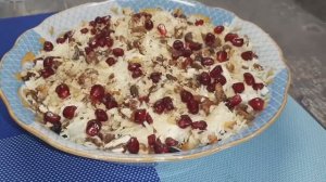 Салат _Нежный_ подсмотрела рецепт в кафе и не пожалела,пробуйте и вы. (720p).mp4