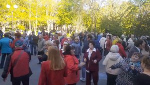 Кружит судьба на каблуках. Иван Паклонский..В Гомельском парке. 01.05.2023.