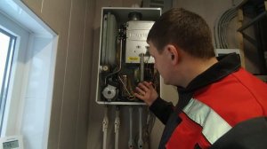 КОТЕЛ БЫСТРО НАБИРАЕТ ТЕМПЕРАТУРУ,НО РАДИАТОРЫ ХОЛОДНЫЕ.NAVIEN,BAXI,FEROLLI,MASTER GAS.
