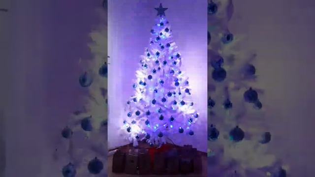 Hi-tech ёлка с помощью LED-гирлянды, LED-Tannenbaum, Led-Christmastree