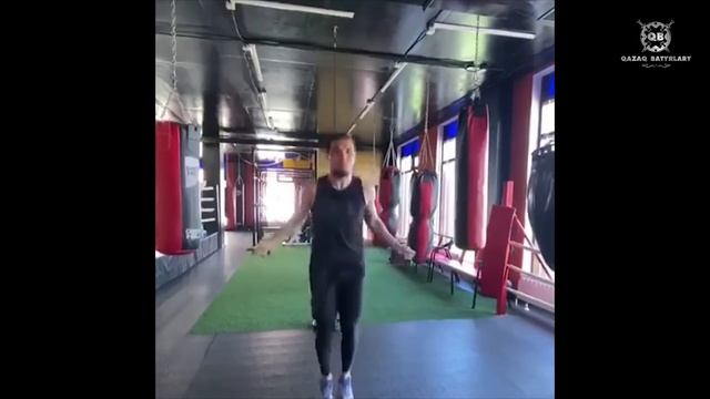 Чемпиондыққа жақын келген қазақтар!!! Жан Кособуцкий мен Данияр Елеусінов белбеулер үшін сынасады!! смотреть онлайн