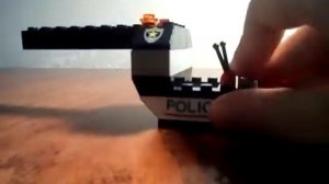 Полицейский вертолёт из LEGO