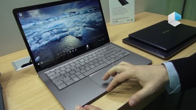 ASUS Zenbook 3 Deluxe UX490UA (ITA) смотреть онлайн