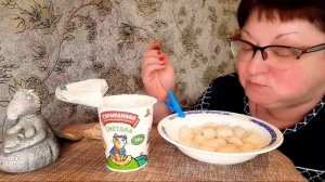 мукбанг/пельмени,да с бульоном,какова красота/обжор и разговоры на камеру/