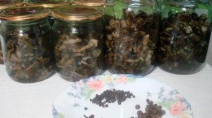 Маринованные опята с гвоздикой