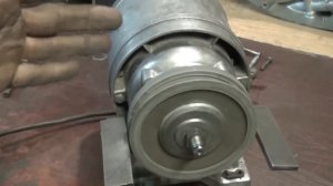 Заточной станок для резцов