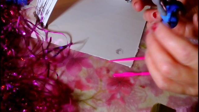 Новогодняя поделка "Праздник возле ёлки" в школу, садик своими руками быстро и легко. Поделки смотреть онлайн