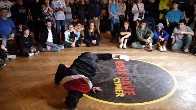 BREAK RAVE CYPHER 2019 - отбор pro 1x1 смотреть онлайн