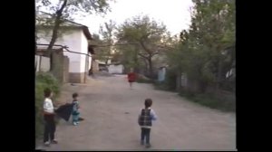 Самарканд двор на против завода Красный двигатель.1999 год.