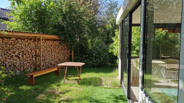 Studio 30 M2 jardinet 10minutes Annecy, Nâves-Parmelan, France смотреть онлайн